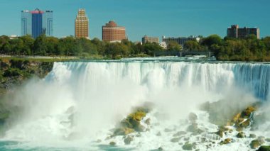Niagara Falls ve ABD Sahil. Binalar, oteller ve eğlence kompleksler