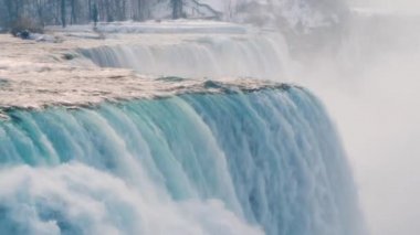 Niagara Falls kış sezonu. Amerikan gözlem güverte görünümünden