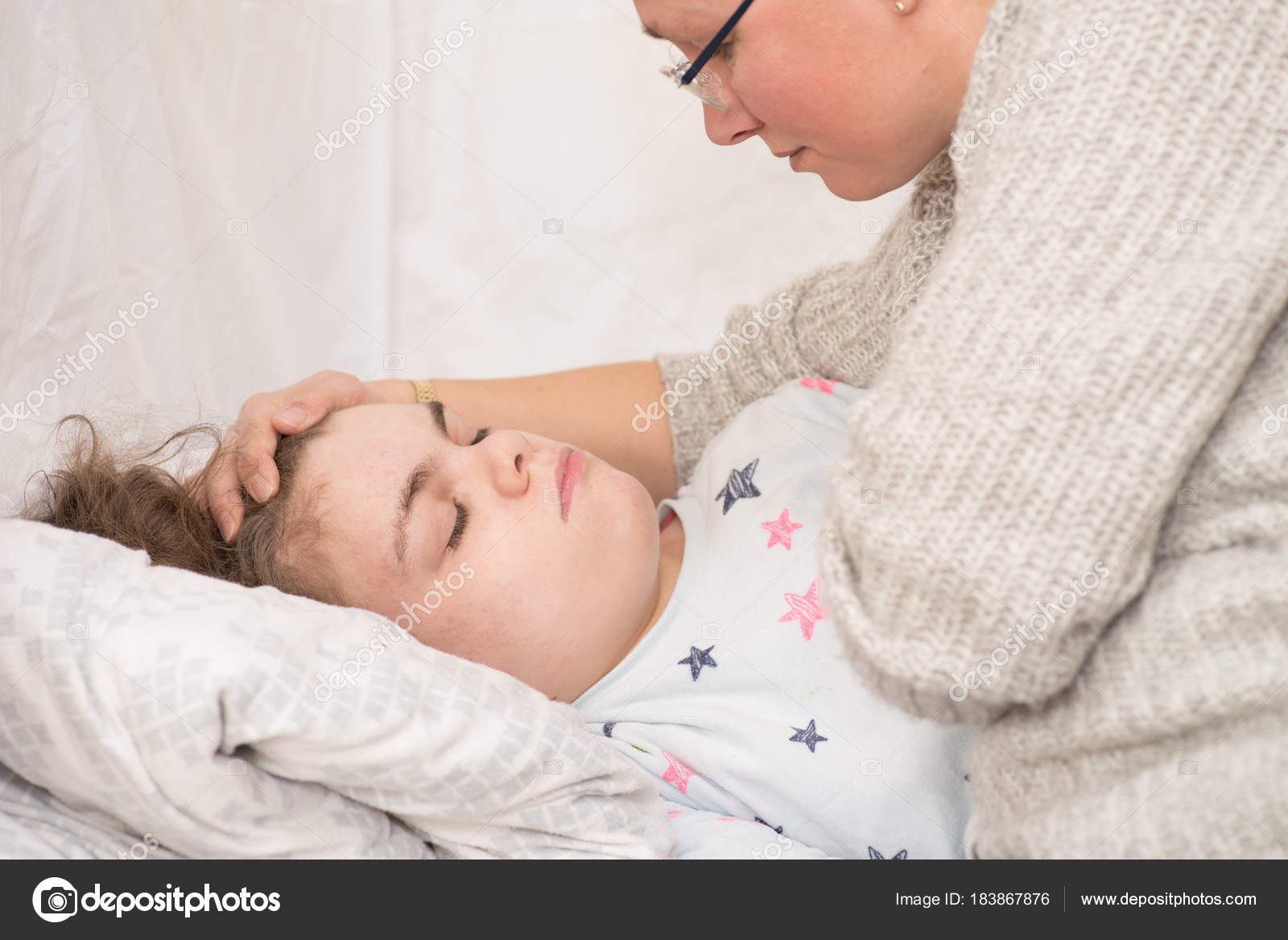 A child with epilepsy during a seizure — Stock Photo © Mjowra 183867876