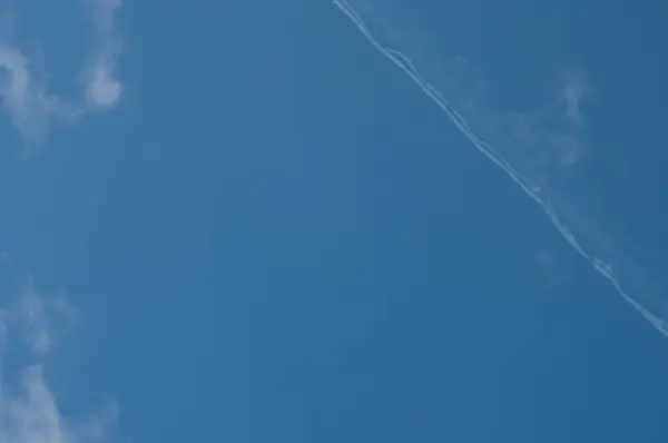 Gökyüzü mavidir — Stok fotoğraf