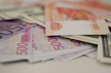 Banka banknot dolar, euro, Rublesi