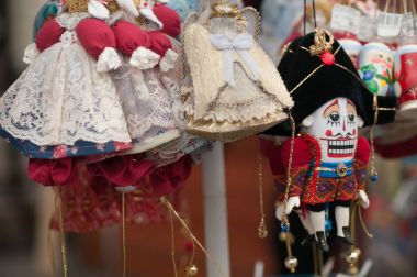 Rus ulusal kostümünden bir hatıra.