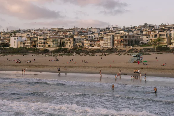 Los Angeles Usa Oktober 2015 Menschen Strand Von Manhattan Kalifornien — Stockfoto