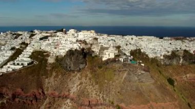 Santorini 'deki İmerovigli Kilisesi