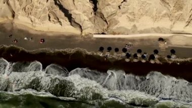 Santorini Adası, Vlihada Sahili 'nin Üstten Görünümü