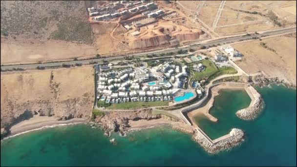 Flying Aerial View, Taken By A Raising Drone, Of A Tourist Resort Near — Stock Video