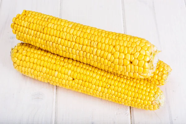 Mazorca de maíz dulce sabroso —  Fotos de Stock