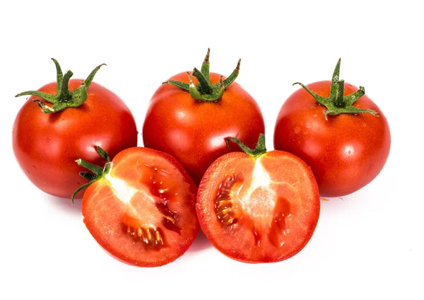 Κόκκινες ντομάτες απομονωμένες σε λευκό φόντο — Φωτογραφία Αρχείου