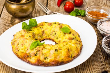 Aperatif kek et ve peynir