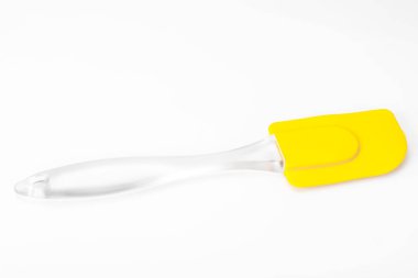 Yemekleri karıştırmak için silikon spatula.