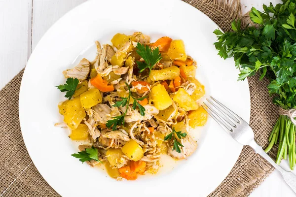 Warzyw curry sos na białych tablicach — Zdjęcie stockowe