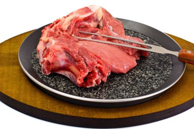 Bir parça taze çiğ sığır eti, Dana eti