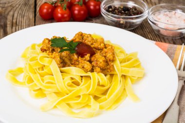 Sebze Krema soslu tagliatelle