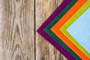 Peçeteler için masaya eski arka plan panoları