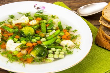 Karnabahar, Brüksel lahanası, yeşil fasulye, bezelye, Carr ile çorbası