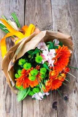 Farklı buket şenlikli şık