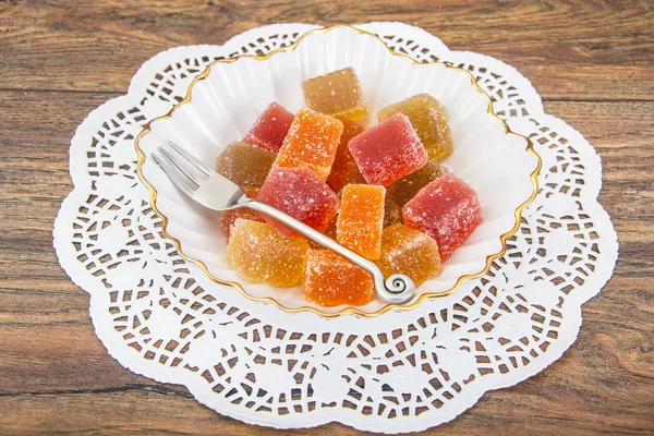 Tatlı meyve jöle şekerlenmiş