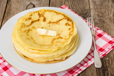 Tereyağı ile ince krep