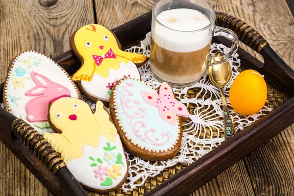 Osterlebkuchen mit Zuckerguss — Stockfoto