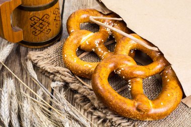 Simit tuz ile: bira için geleneksel snack