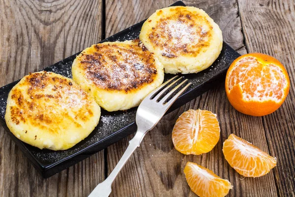 Tatlı sıcak cheesecakes mandalina ve ballı