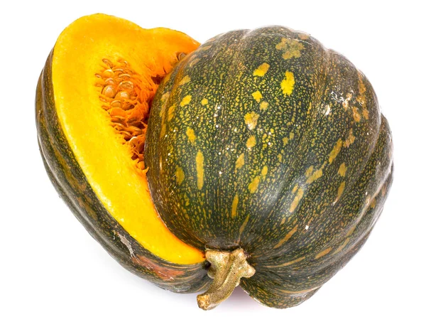 Calabaza de mantequilla con semillas, cortada por la mitad sobre un fondo blanco — Foto de Stock