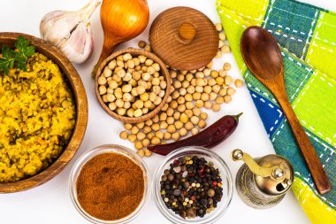 Humus hazırlanması için Kuru nohut