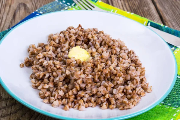 Gachas de trigo sarraceno con mantequilla — Foto de Stock