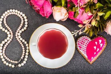 Uluslararası kadın gün 8 Mart inci Hediyelik