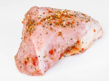 Parça baharat çiğ hindi fileto