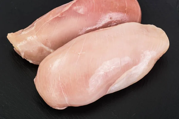 Filete de pollo crudo — Foto de Stock