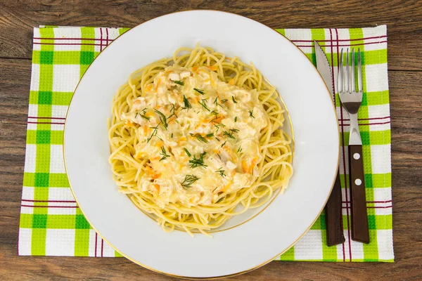Krema soslu spagetti — Stok fotoğraf