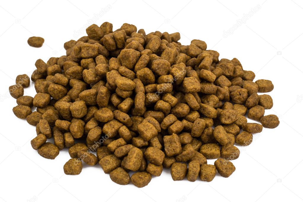 Dry granulated animal feed
