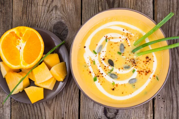Turuncu meyve ve Sebze diyet çorbası — Stok fotoğraf
