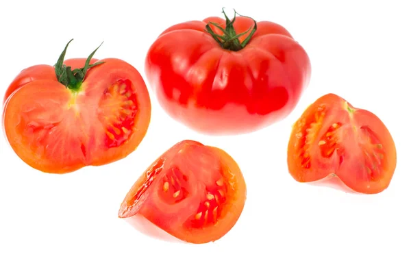 Червоний помідор ізольований на білому тлі — стокове фото