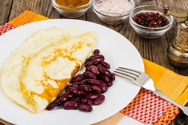 Useful protein breakfast omelet and boiled beans