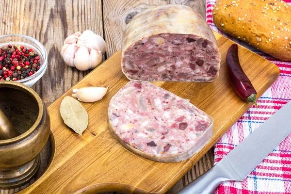 Taze göğsü kesilmiş dilim ile parçası