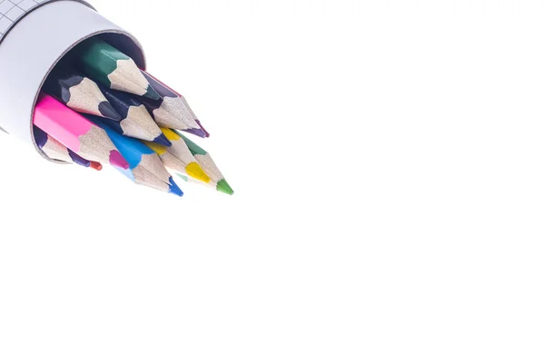 白い背景の分離を描画するための色の鉛筆. — ストック写真