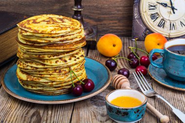 Krep rustik tarzda yüksek yığını