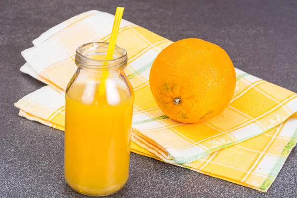 Świeży sok owocowy dla diety odżywianie — Zdjęcie stockowe