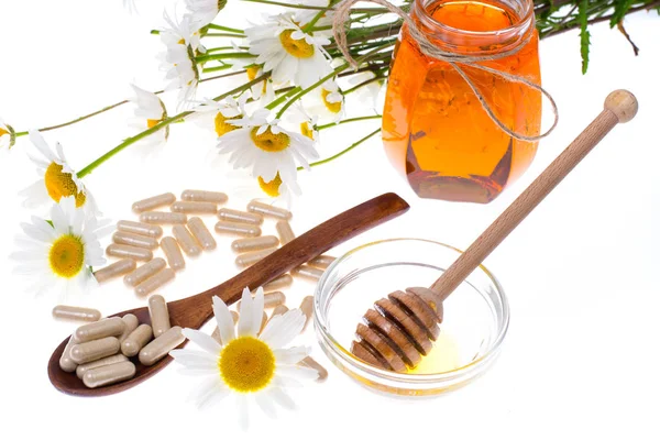 Chamomile pharmacy-natural vitamins in tablets and capsules — Stock Photo, Image