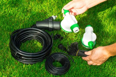 Otomatik sulama sistemi bitkilerde yataklar için