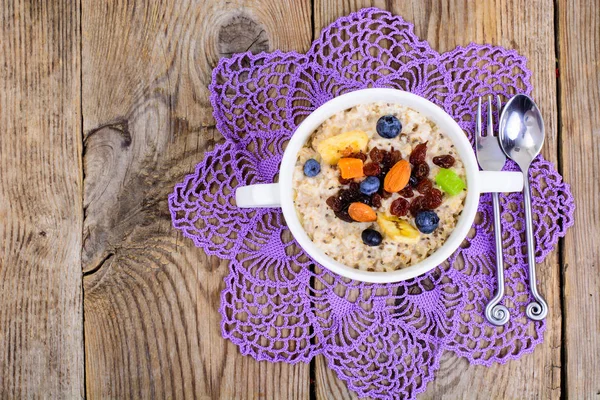 Kahvaltıda yulaf lapası