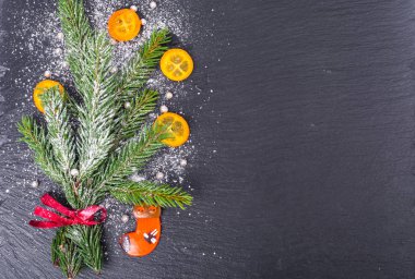 Siyah taş Noel soyutlama