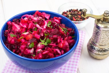 Vejetaryen Menü. Haşlanmış sebze gelen pancar salatası