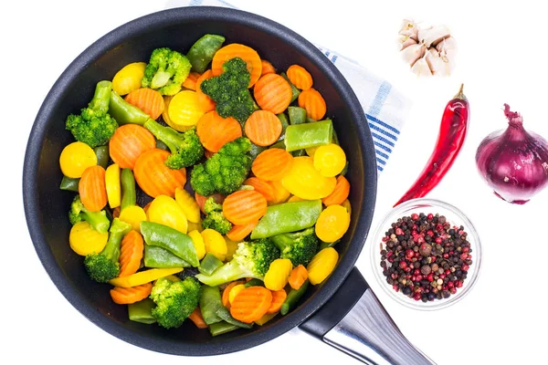 Frying pan with stewed vegetables — Stock Photo, Image