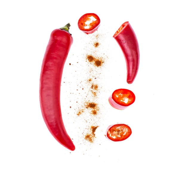 Pimentos de pimenta fresca sobre fundo branco — Fotografia de Stock