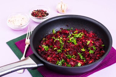 Vejetaryen pancar havyar