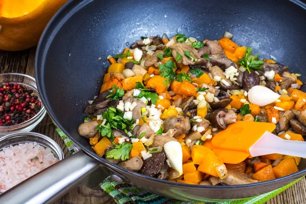 Kabak ile sebze güveç