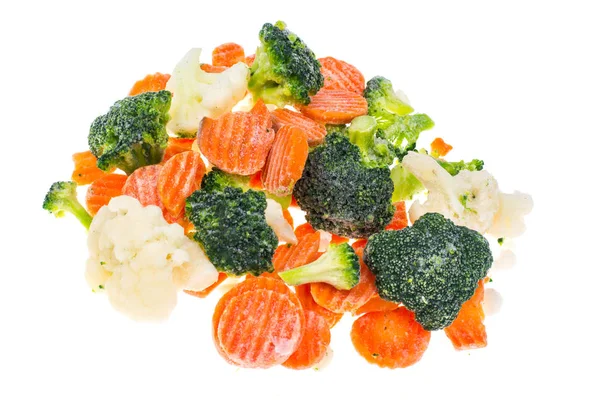 Смесь замороженных овощей на белом фоне — стоковое фото
